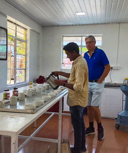 fly catcher adventures tea tasting at kannan devan munnar hills